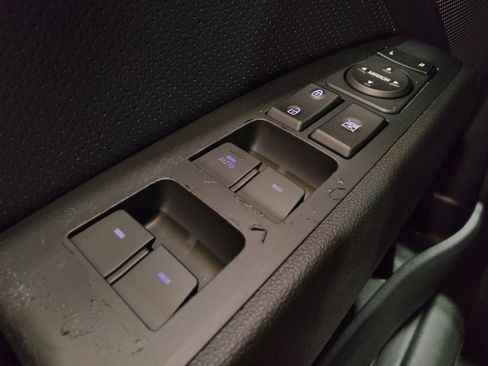 Used 2018 Hyundai Elantra Sport FWD image 27