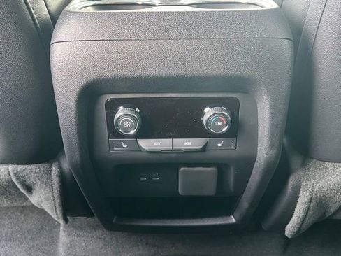 New 2026 Chevrolet Traverse RS image 16