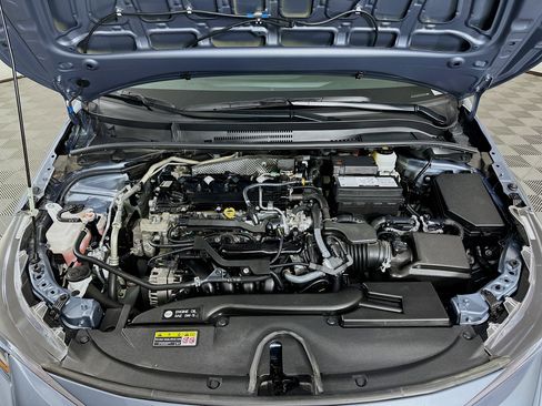 Used 2024 Toyota Corolla LE FWD image 31