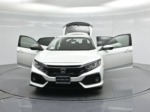 Used 2018 Honda Civic Sport image 24