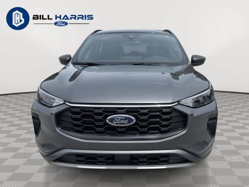 Used 2023 Ford Escape ST-Line w/ Tech Pack #1 AWD/4WD image 2