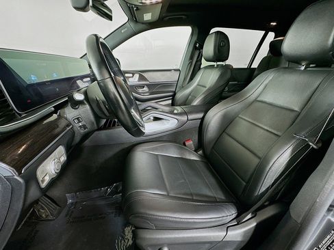 Used 2023 Mercedes-Benz GLS 450 4MATIC image 19