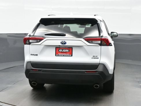Used 2024 Toyota RAV4 XLE w/ Convenience Package AWD/4WD image 5