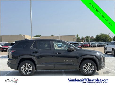 Certified 2026 Chevrolet Equinox LT FWD image 3