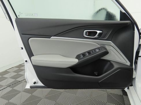 Used 2025 Acura Integra image 26