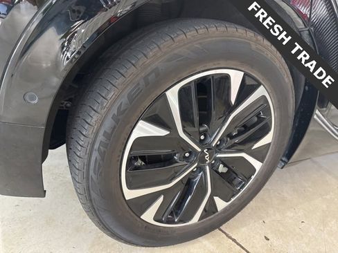 Certified 2023 Kia EV6 Wind w/ Wind Technology Package image 7