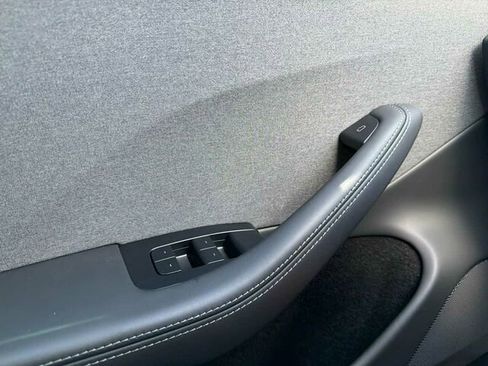 Used 2024 Tesla Model 3 Standard Range RWD image 13