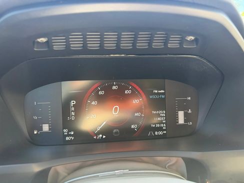 Used 2019 Volvo XC90 T5 Momentum FWD image 10