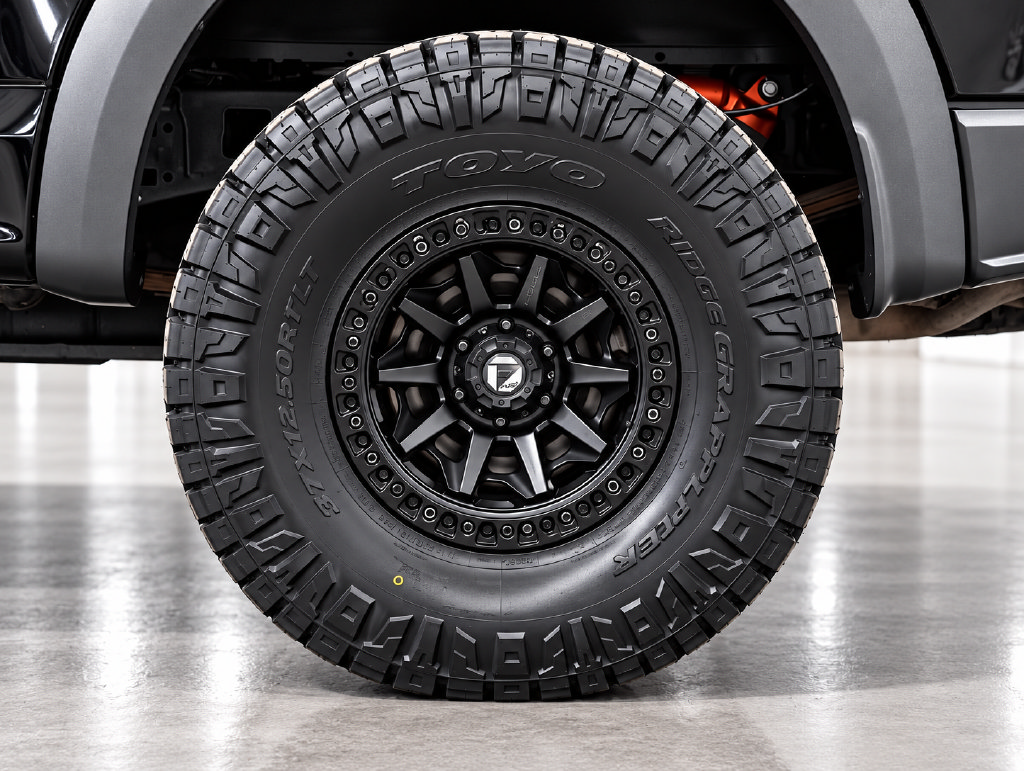 Used 2019 Ford F150 Raptor w/ Equipment Group 802A Luxury AWD/4WD image 42