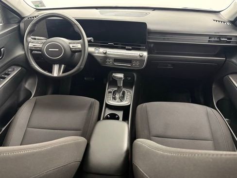 Certified 2025 Hyundai Kona SEL image 15