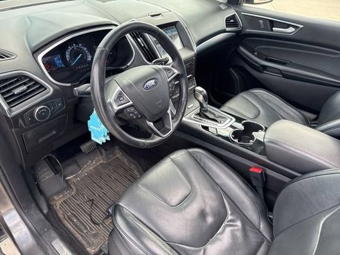 Used 2017 Ford Edge Titanium w/ Equipment Group 301A AWD/4WD image 26