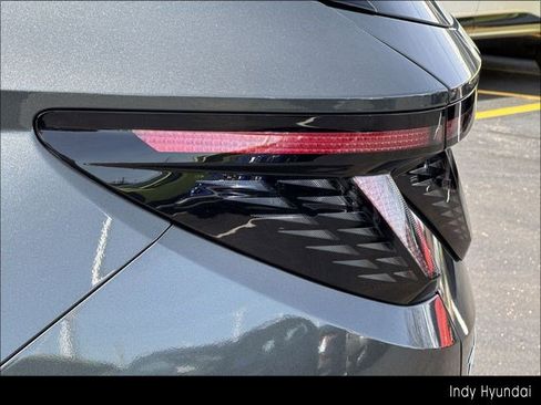 Certified 2025 Hyundai Tucson Limited image 31