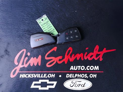 Used 2023 GMC Yukon Denali w/ Denali Reserve Package image 43