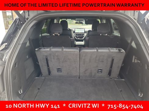 Used 2025 Ford Explorer ST-Line AWD/4WD image 4