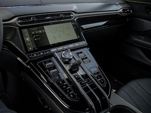 New 2026 Aston Martin V8 Vantage Coupe image 27