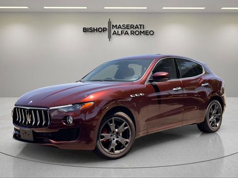 Used 2021 Maserati Levante AWD/4WD image 2