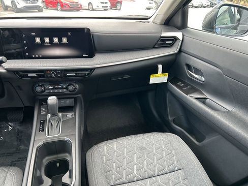 New 2026 Nissan Kicks SV w/ SV Premium Package image 12