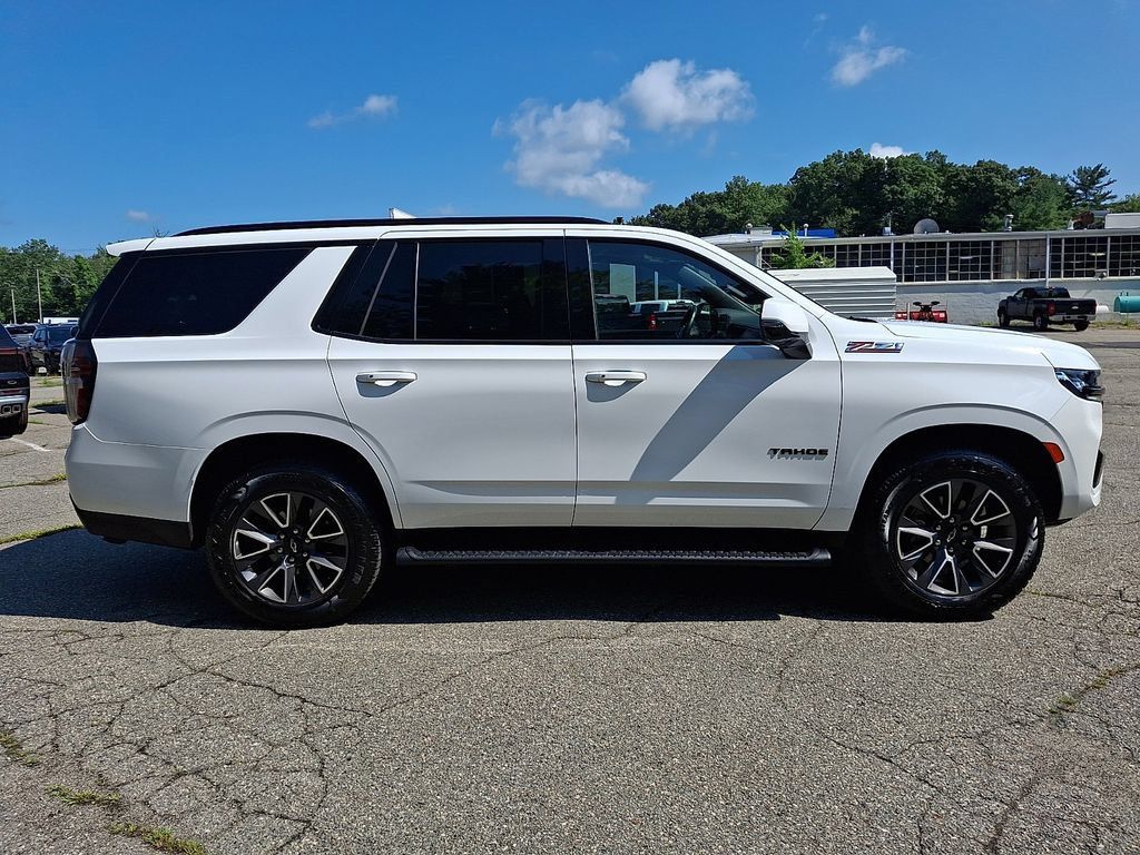Used 2023 Chevrolet Tahoe Z71 w/ Luxury Package AWD/4WD image 8