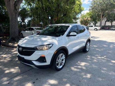 Used 2023 Buick Encore GX Preferred FWD image 2