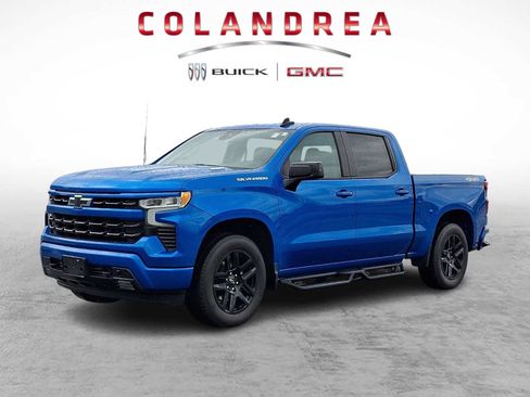 Used 2023 Chevrolet Silverado 1500 RST w/ Convenience Package II AWD/4WD image 3