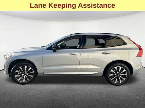 Used 2025 Volvo XC60 B5 Plus image 6