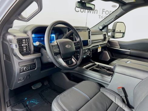 New 2026 Ford F250 Platinum w/ Tremor Off-Road Package image 3