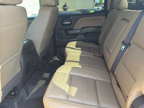 Used 2018 GMC Sierra 2500 Denali w/ Duramax Plus Package AWD/4WD image 35