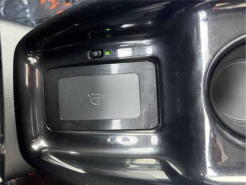 Used 2017 Toyota Prius Three Touring image 20