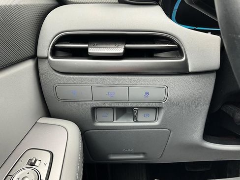 Used 2025 Hyundai Palisade SEL image 16