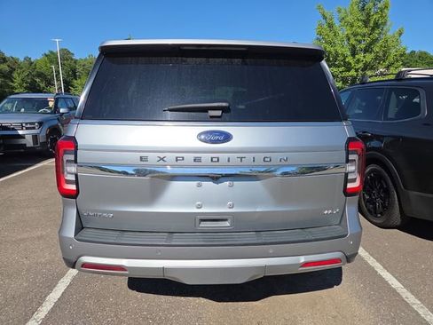 Used 2024 Ford Expedition Max Limited AWD/4WD image 4