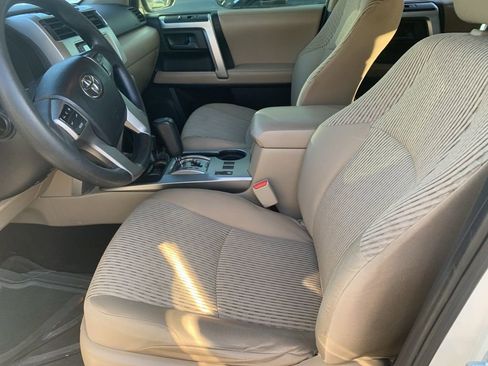 Used 2012 Toyota 4Runner SR5 w/ Convenience Pkg image 3