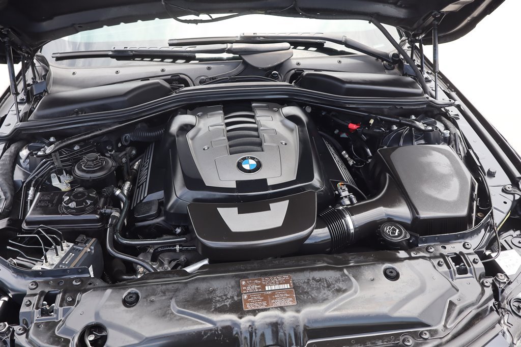 Used 2008 BMW 550i Sedan w/ Sport Pkg RWD image 36