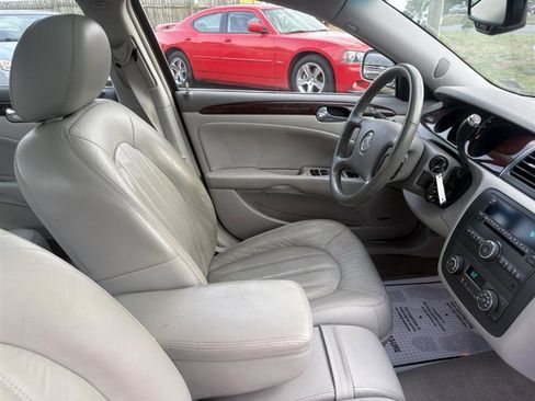 Used 2011 Buick Lucerne CXL FWD image 20