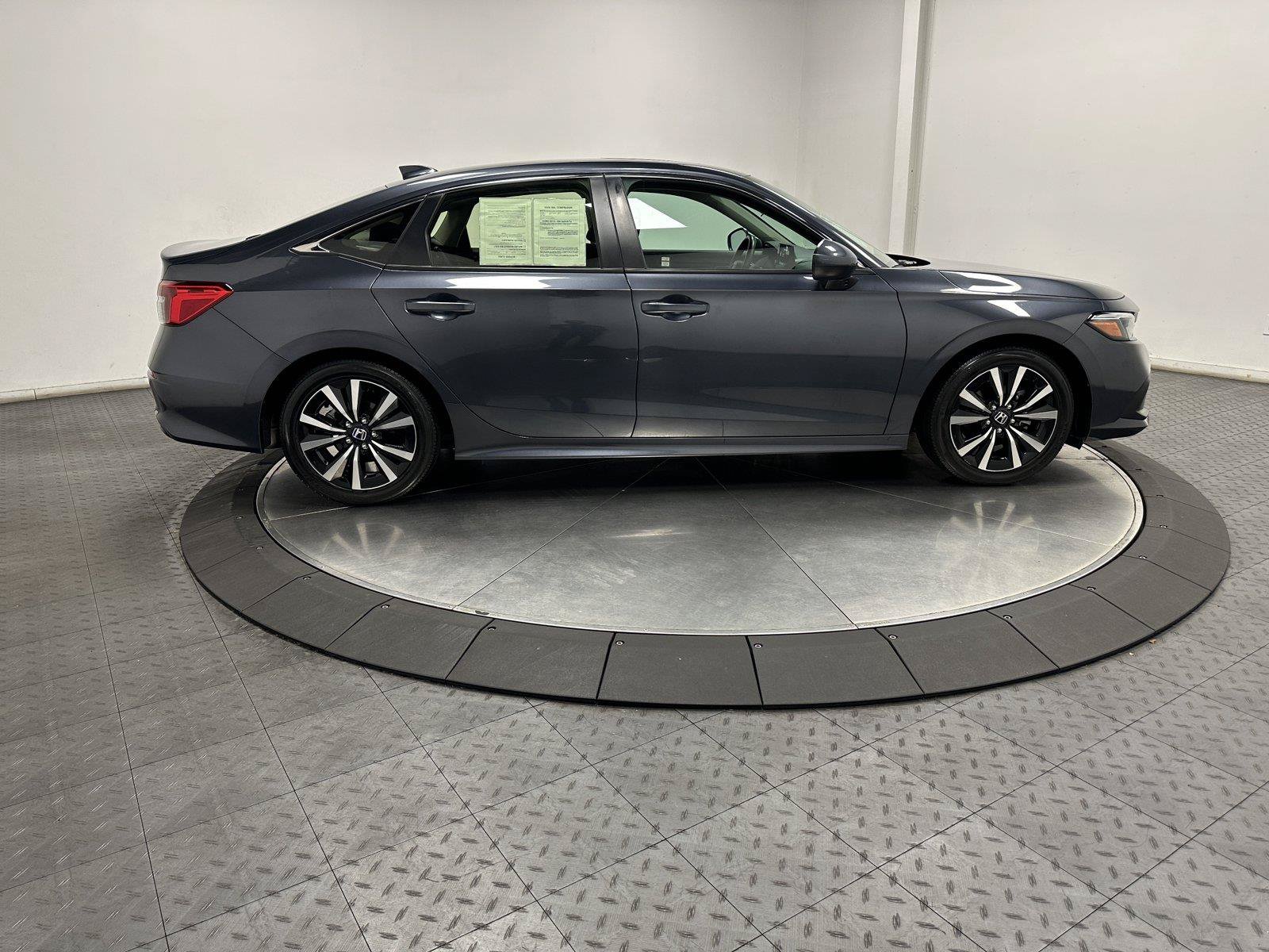 Used 2022 Honda Civic EX image 15