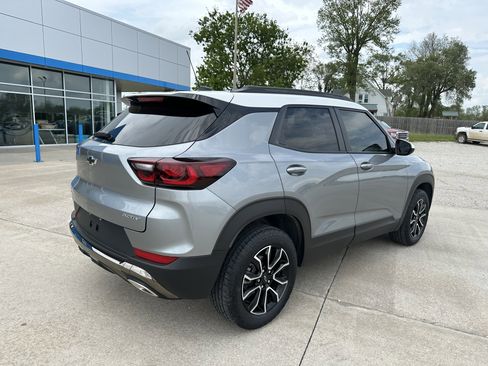 Used 2024 Chevrolet TrailBlazer ACTIV image 5