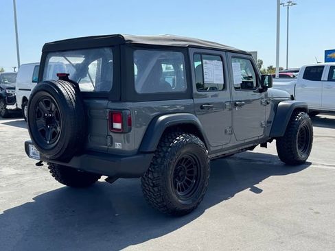 Used 2023 Jeep Wrangler Unlimited Sport AWD/4WD image 4
