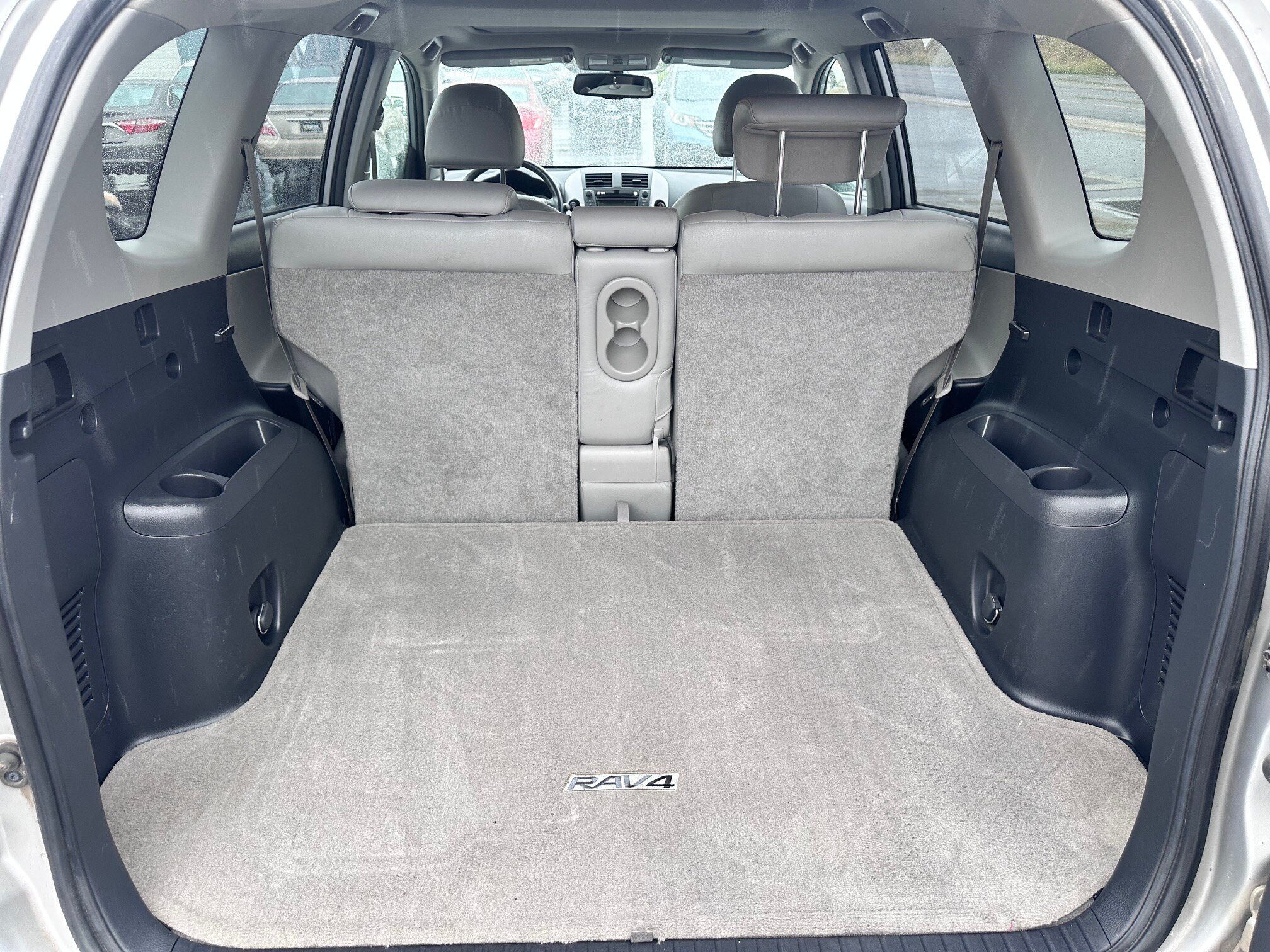 Used 2008 Toyota RAV4 Limited w/ Tow Prep Pkg AWD/4WD image 8