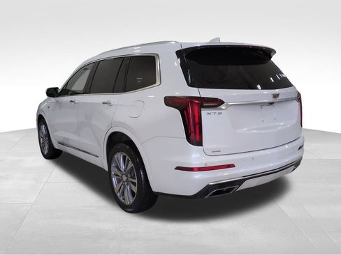 Used 2023 Cadillac XT6 Premium Luxury image 15