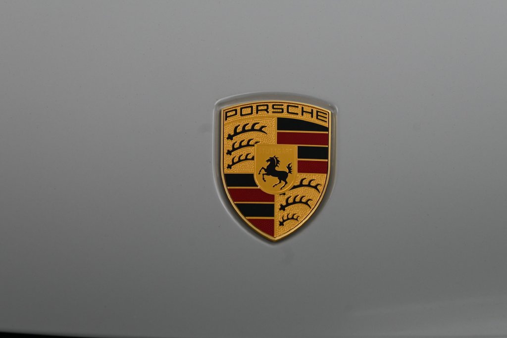 Certified 2023 Porsche Cayenne AWD/4WD image 31
