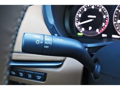 Certified 2025 MAZDA CX-70 3.3 Turbo S w/ Premium Plus image 17