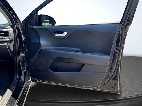 Used 2022 Kia Rio LX image 24