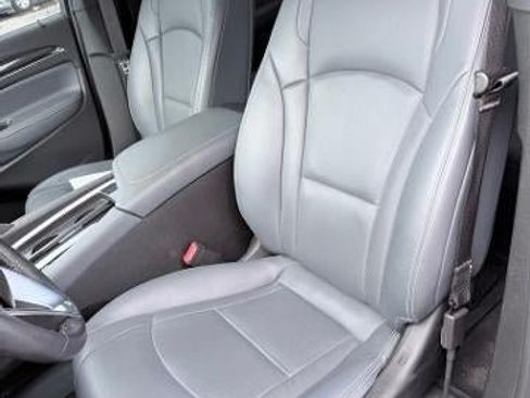 Used 2022 Buick Enclave Essence w/ Experience Buick Package FWD image 12