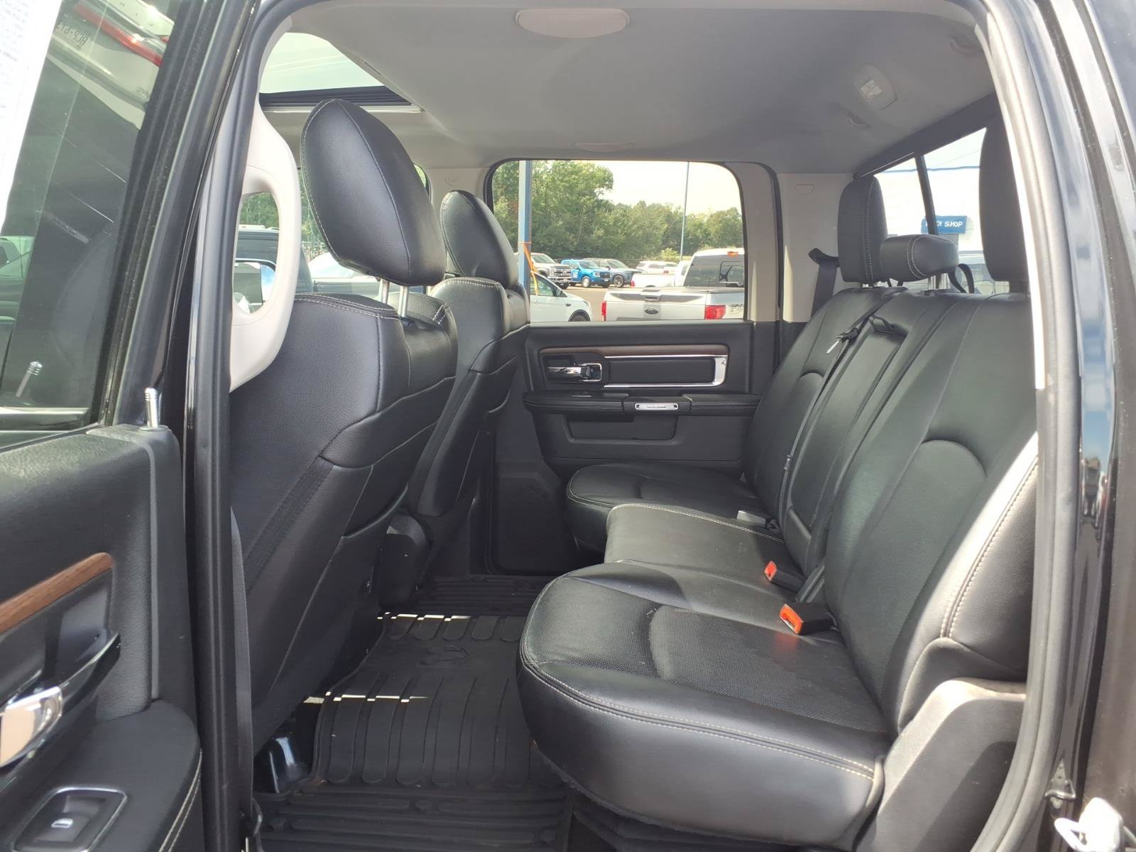 Used 2016 RAM 2500 Laramie AWD/4WD image 11