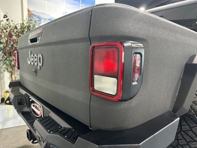 Used 2022 Jeep Gladiator Sport AWD/4WD image 42