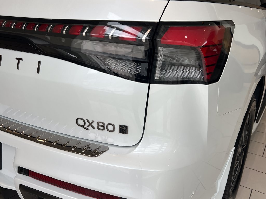 New 2027 INFINITI QX80 Autograph w/ Autograph Exterior Package AWD/4WD image 10