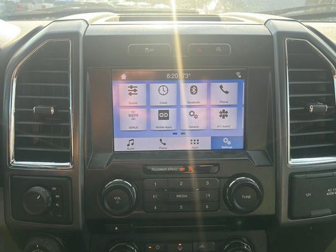 Used 2016 Ford F150 XLT w/ Equipment Group 302A Luxury AWD/4WD image 19