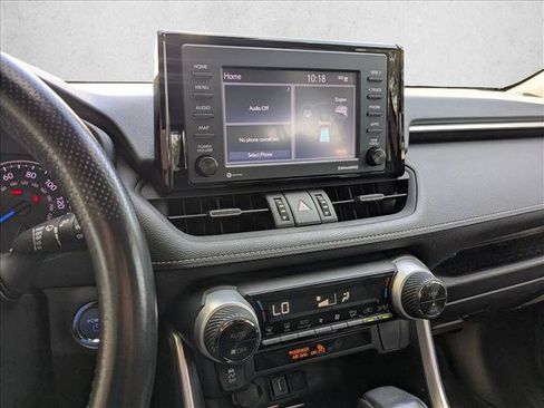 Used 2022 Toyota RAV4 XLE Premium AWD/4WD image 10