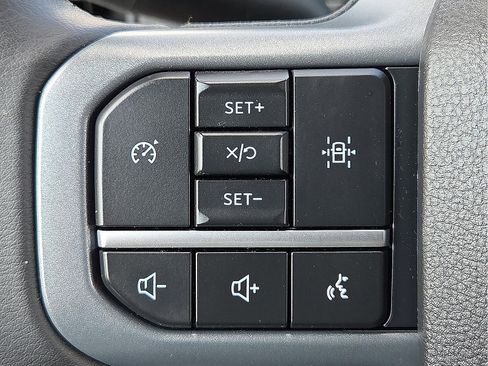 Used 2024 Ford F150 XLT image 18