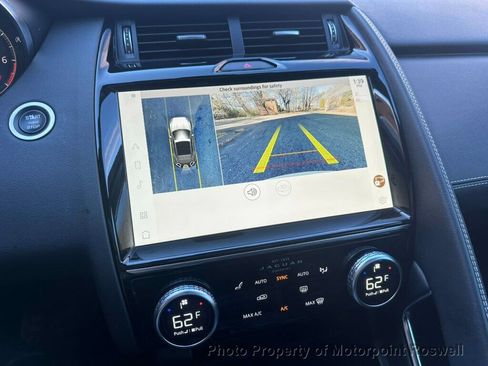 Used 2024 Jaguar E-PACE R-Dynamic SE image 20