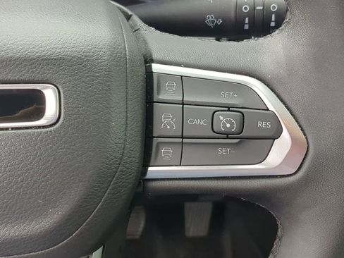 Certified 2024 Jeep Compass Limited image 24